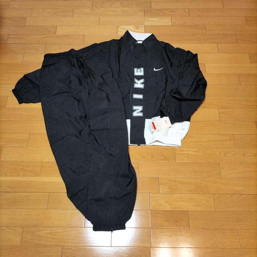 ナイキ　ナイロンウォームアップ上下