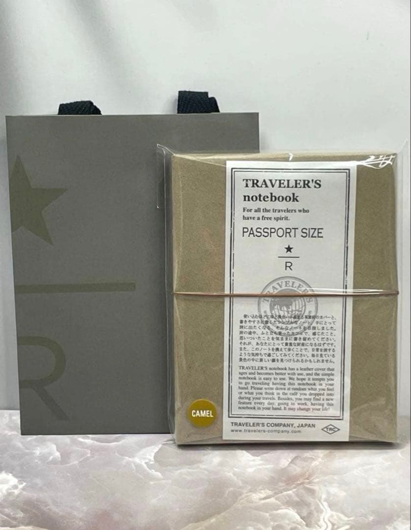 TRAVELER'S FACTORY パスポートサイズ キャメル　ブラスクリップ