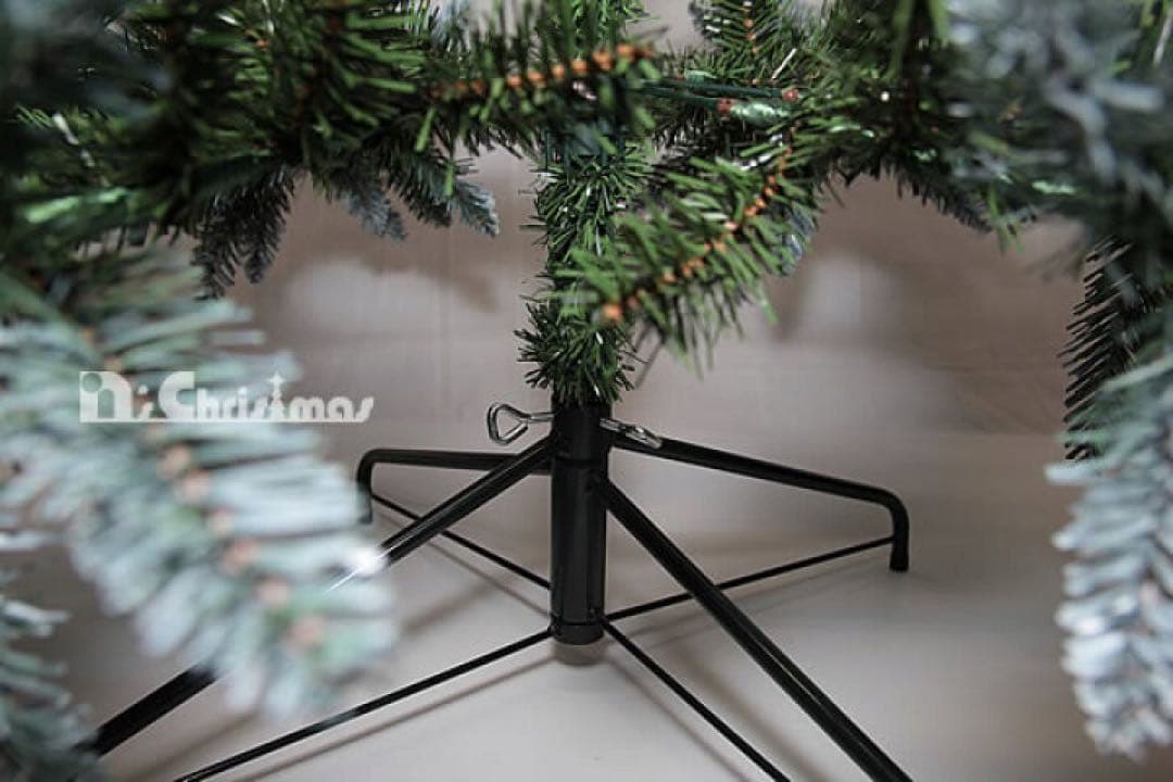 【新品未使用】クリスマスツリー 雪化粧 ボリューム 150㎝