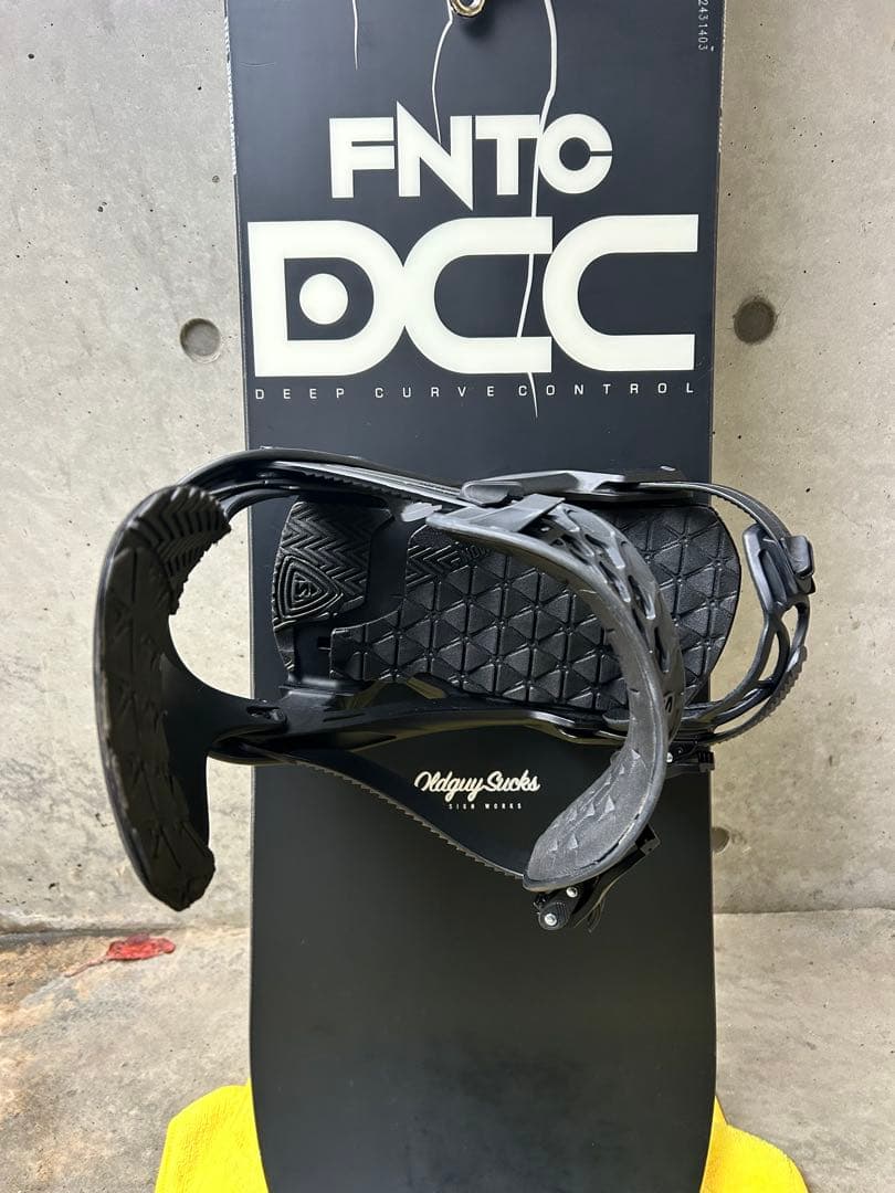 FNTC DCC カービング　スノーボード