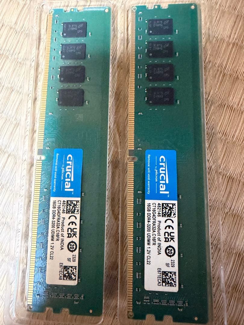 crucial 32GB KlT メモリー