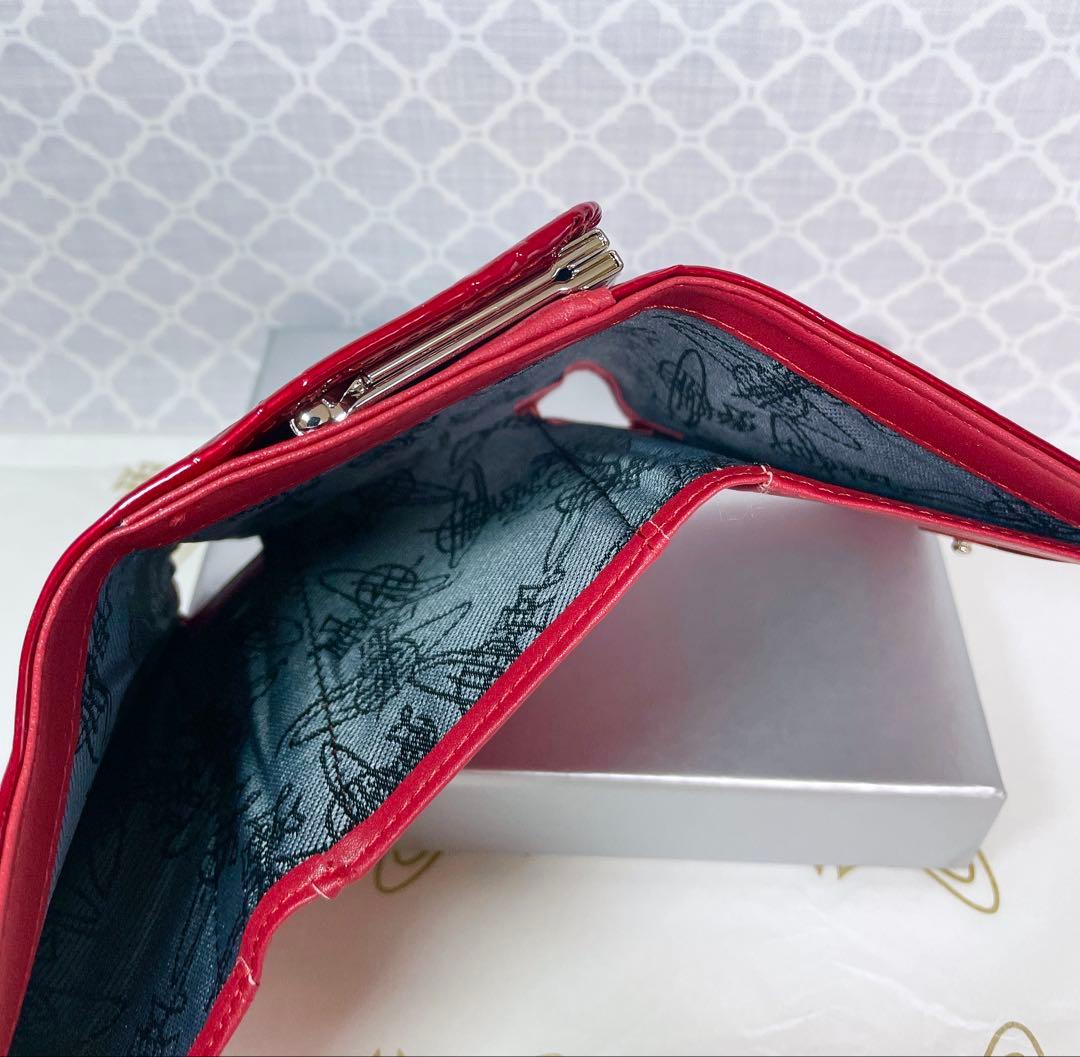 【内側に素敵な柄あり✨️】Vivienne Westwood 3折財布 赤エナメル