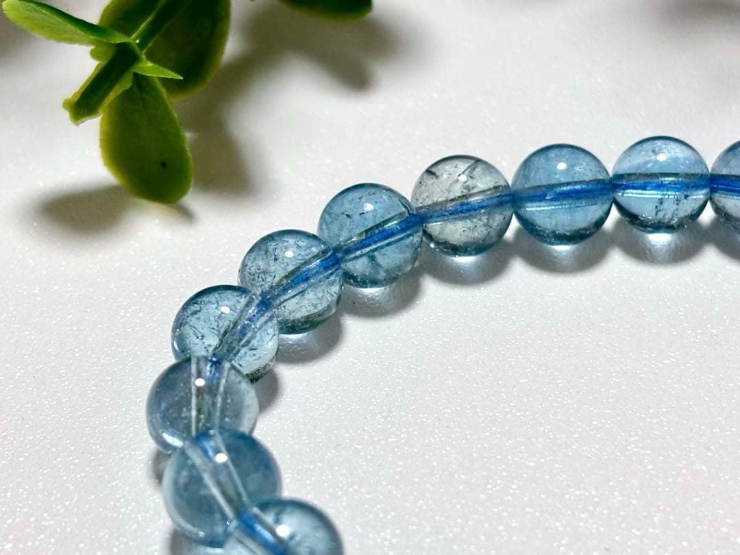 究極品質　秘蔵放出　輝く未来を象徴する蒼き守護石　ディープスカイブルートパーズ