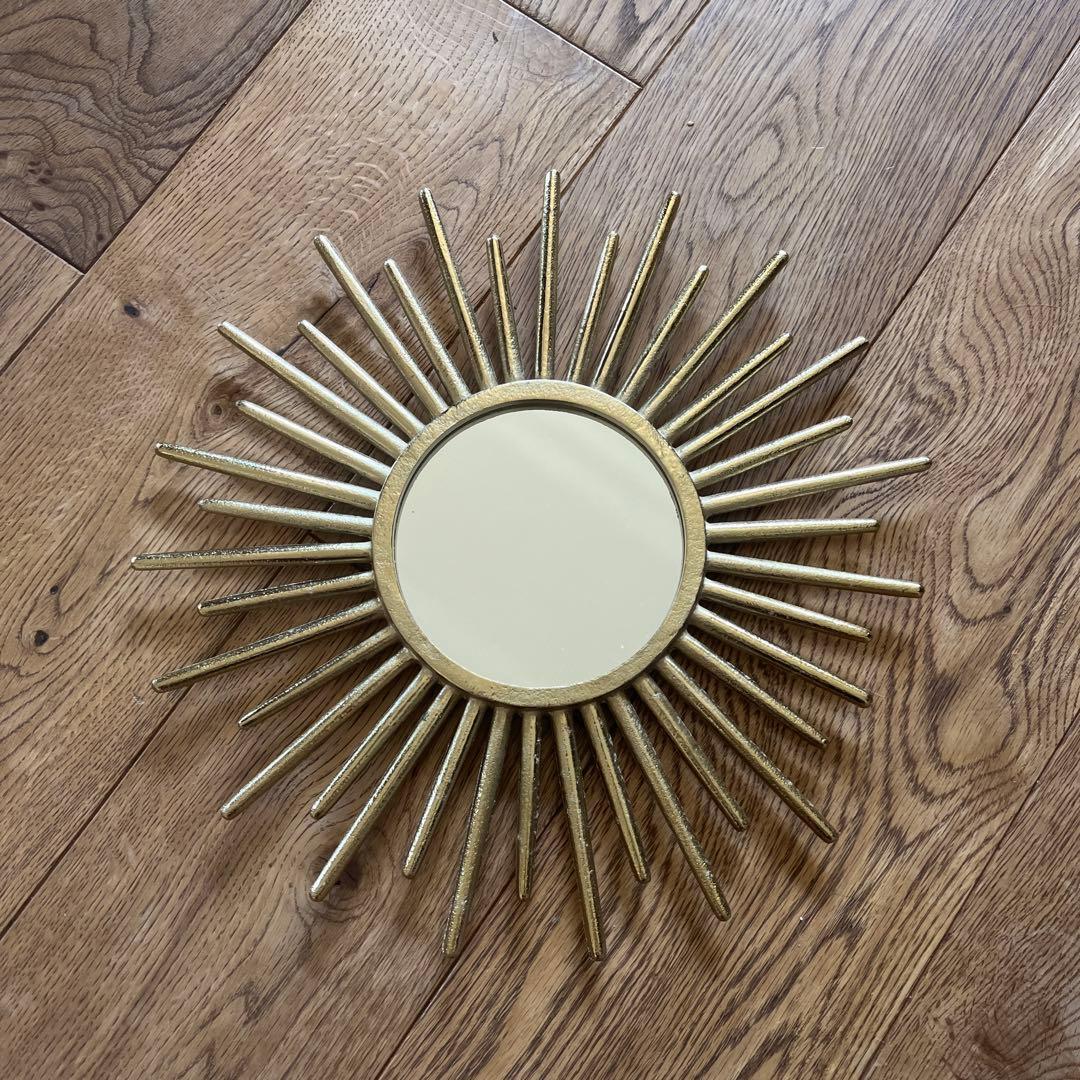 太陽ウォールミラー　アンティーク仕上げ　サンバーストミラー