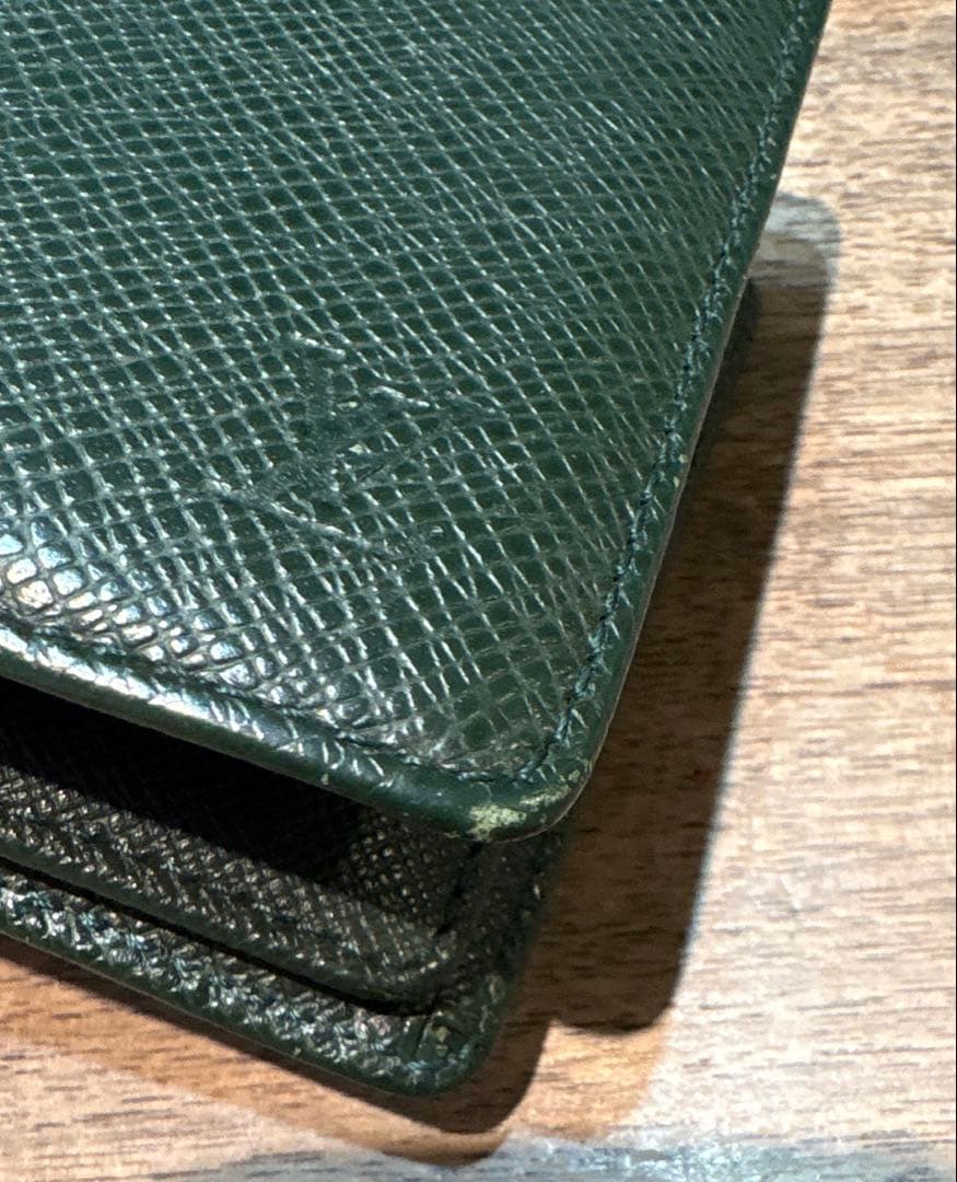 Louis Vuitton ルイヴィトン　二つ折財布　タイガ　ポルトグリーン