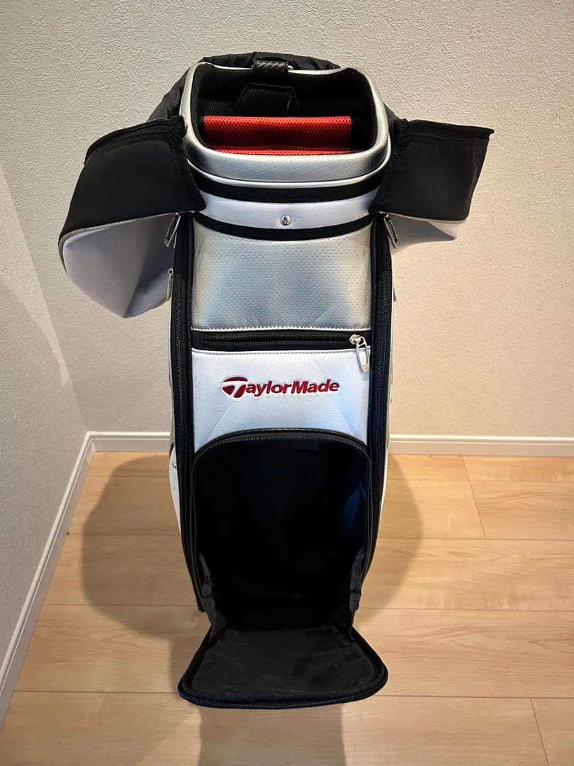 テーラーメイド、キャディバッグ