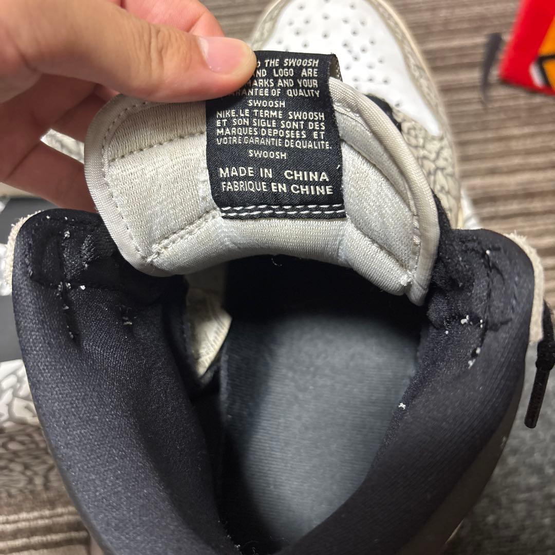 Nike Air Jordan 1 ホワイト/ブラック/グレー