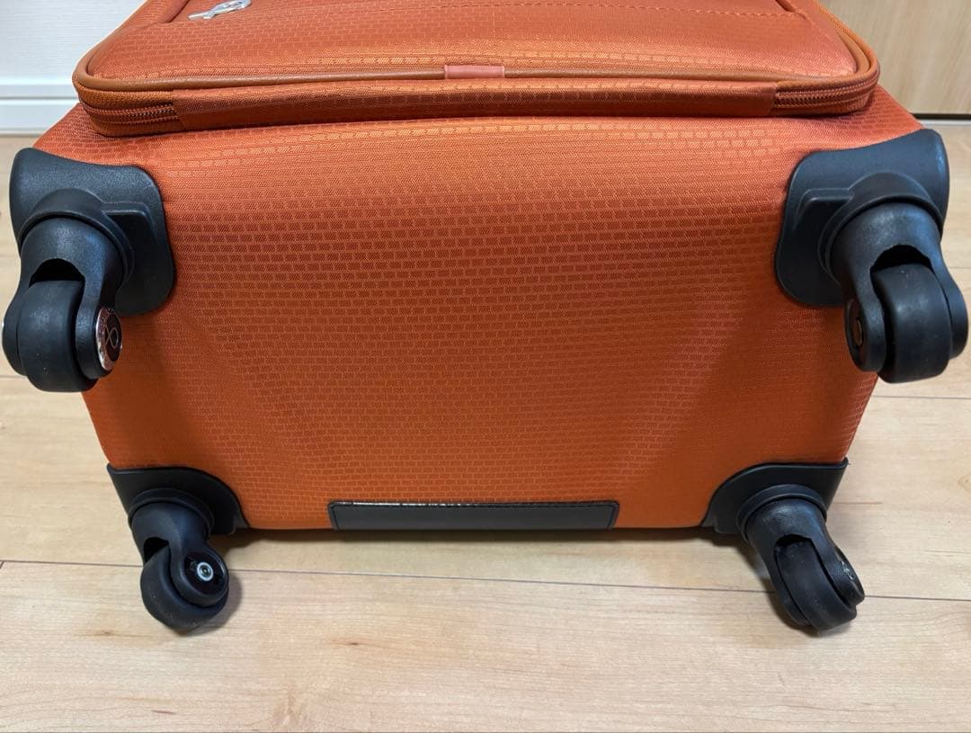 プロテカ　オレンジ キャリーケース 4輪 前面ポケット付き