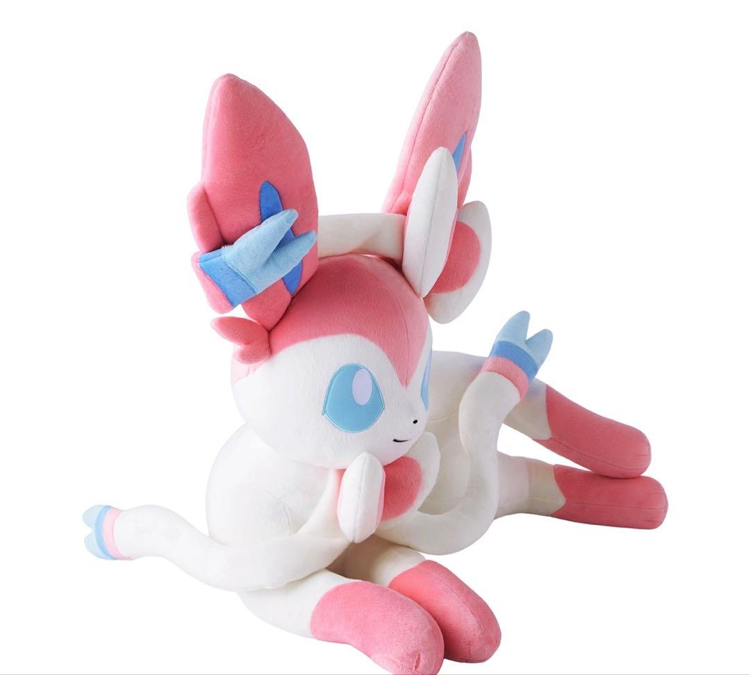 新品未使用　ポケモンセンターオリジナル　ぬいぐるみ　等身大　ニンフィア 寝そべり