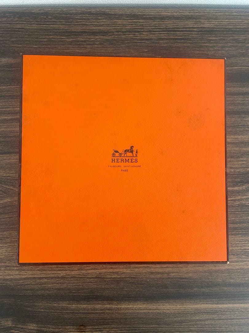 HERMES エルメス スカーフ カレ90 疾風 RAFALES シルク