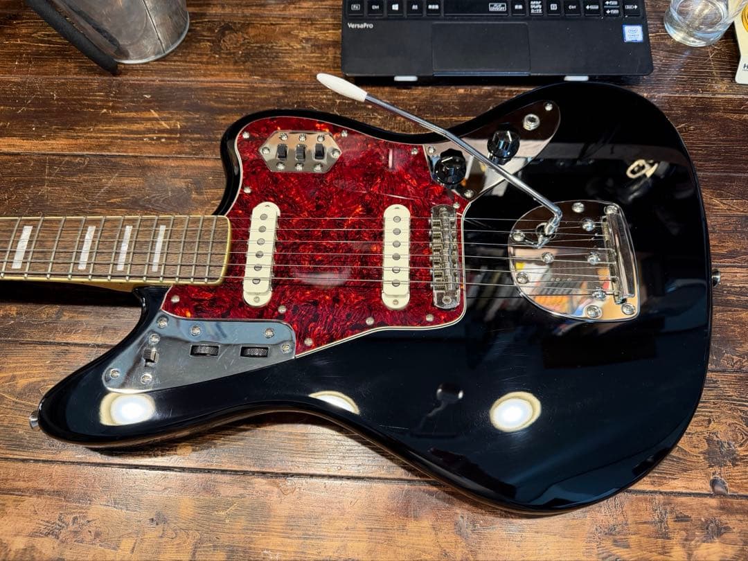 美品　Squier Jaguar Classic Vibe '70s