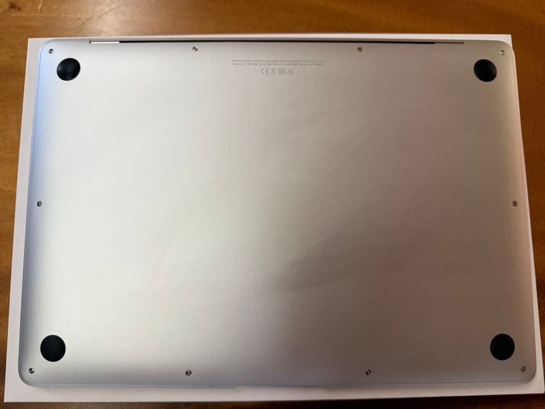 【美品】MacBook Air M1 シルバー256GB バッテリー85%