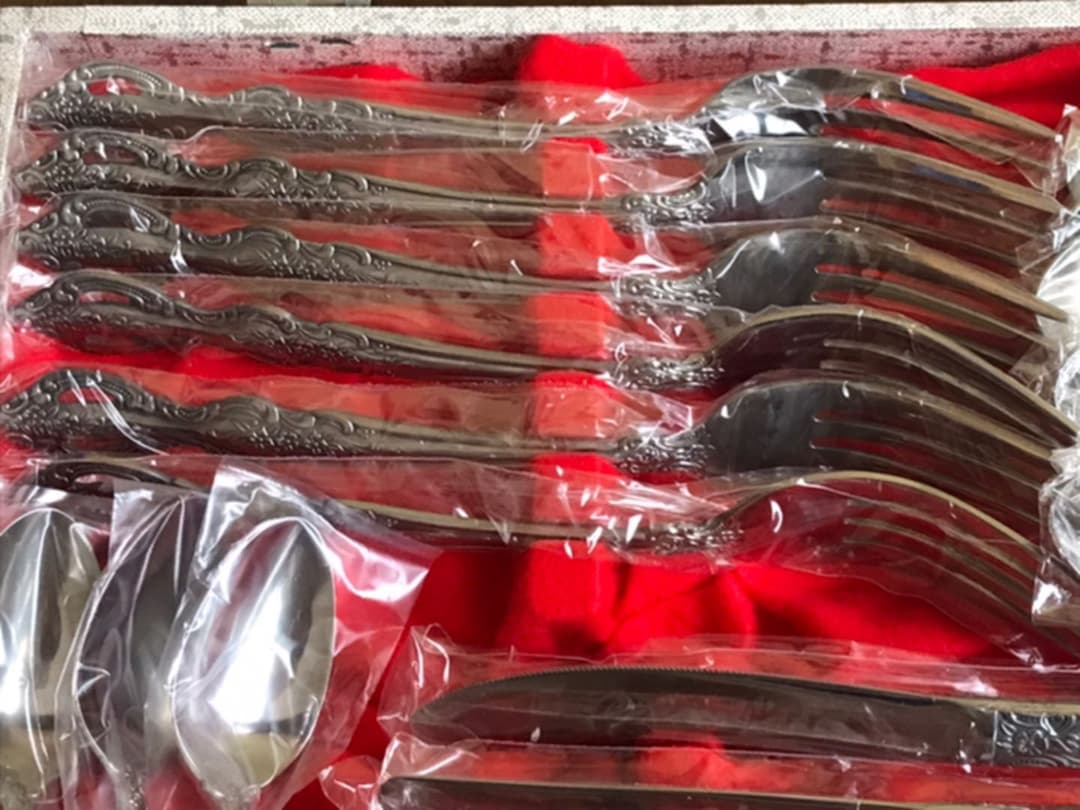 (訳あり)スプーン、フォーク、ナイフセット