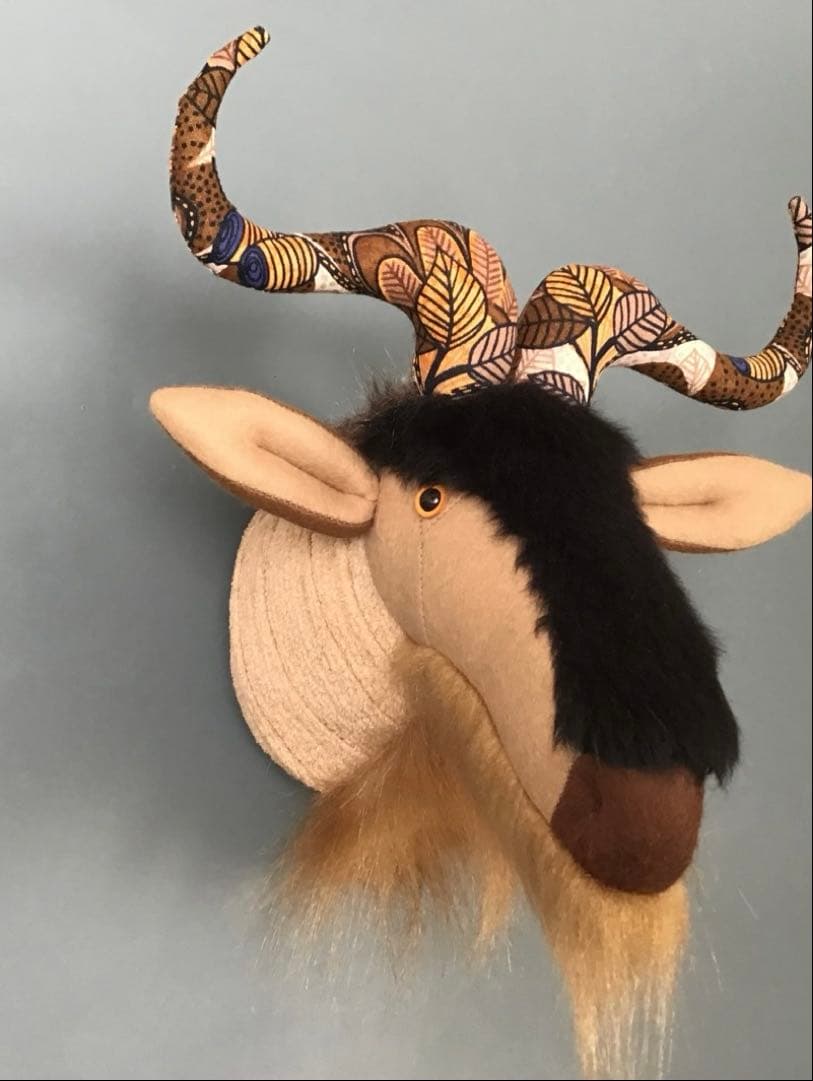 動物の壁飾りANIMAL TROPHY Gnu (S.size) アフリカ柄