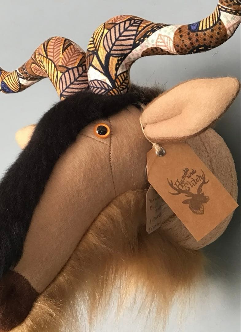 動物の壁飾りANIMAL TROPHY Gnu (S.size) アフリカ柄