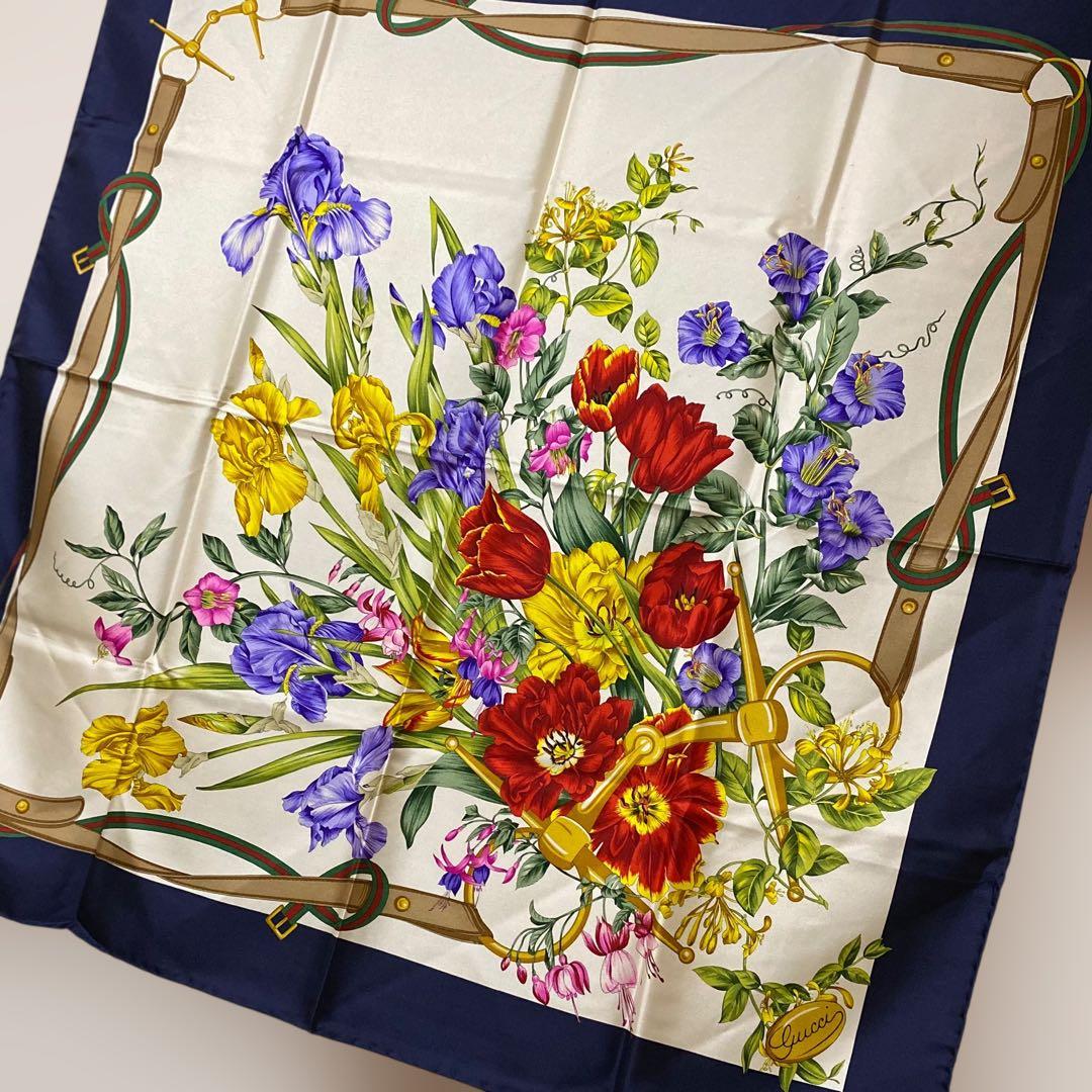 GUCCI 大判シルクスカーフ フローラル 花柄 シェリーライン ボタニカル