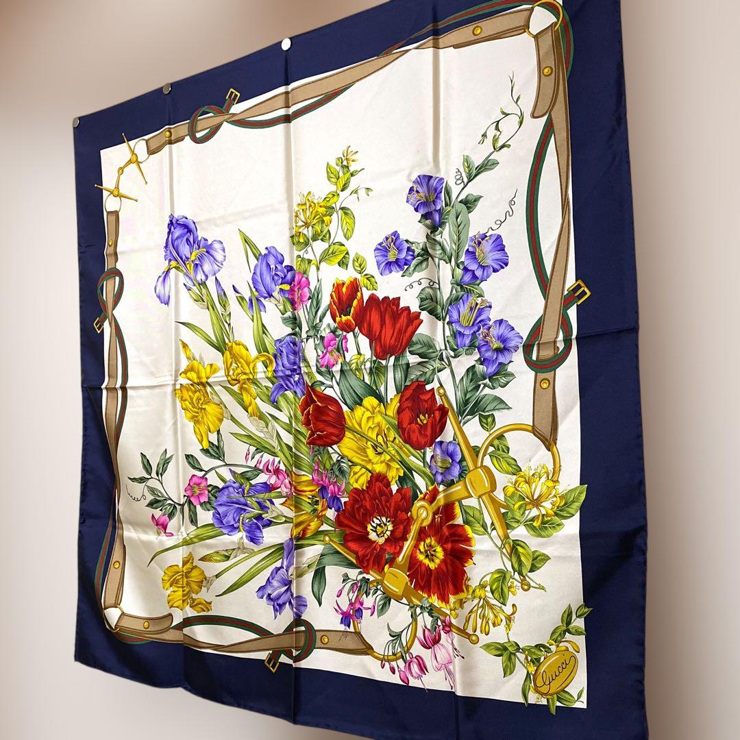 GUCCI 大判シルクスカーフ フローラル 花柄 シェリーライン ボタニカル