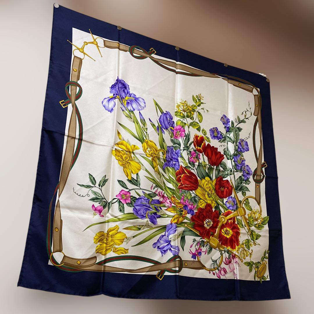 GUCCI 大判シルクスカーフ フローラル 花柄 シェリーライン ボタニカル