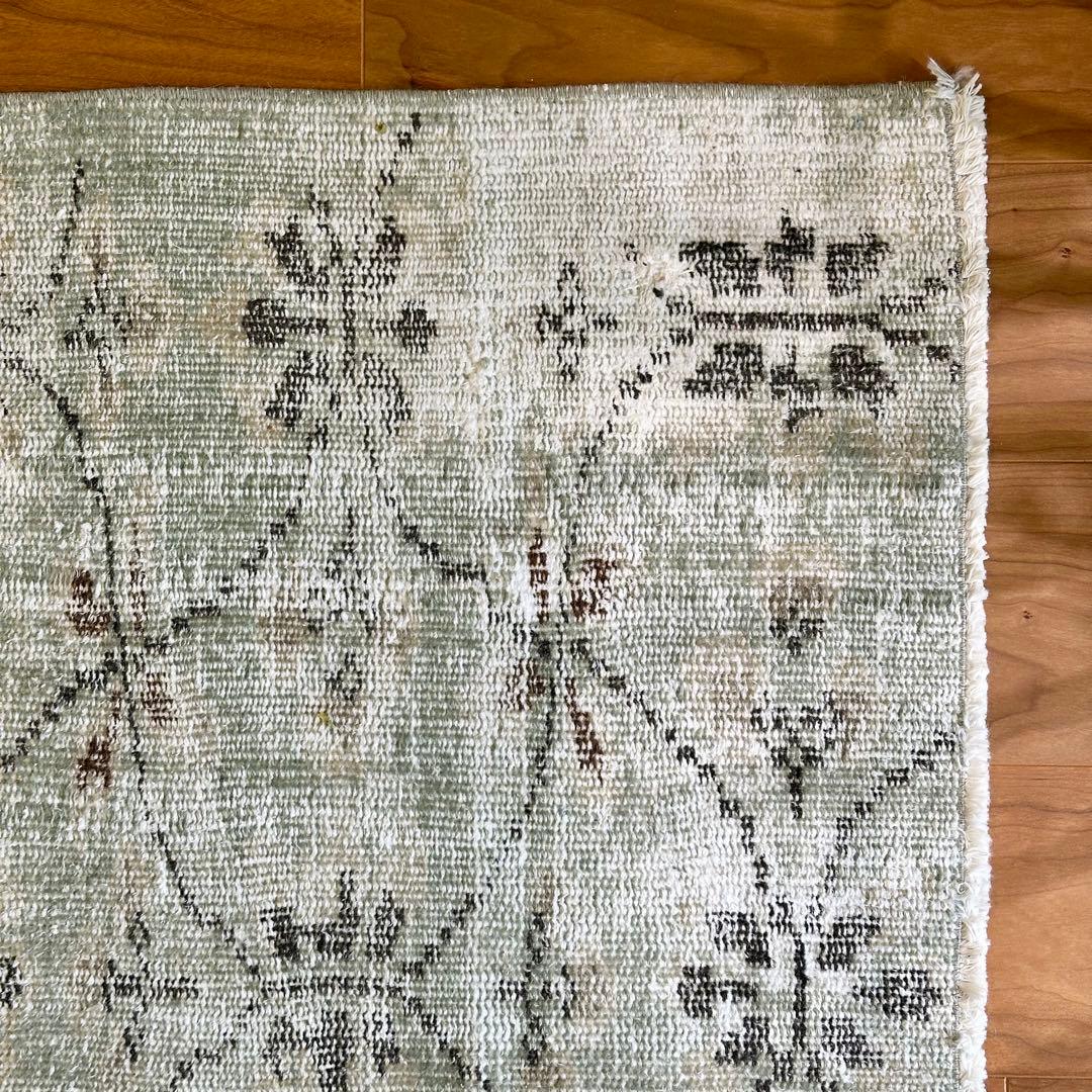 トルコ製ヴィンテージラグ 135×205 ペールグリーン ボタニカル