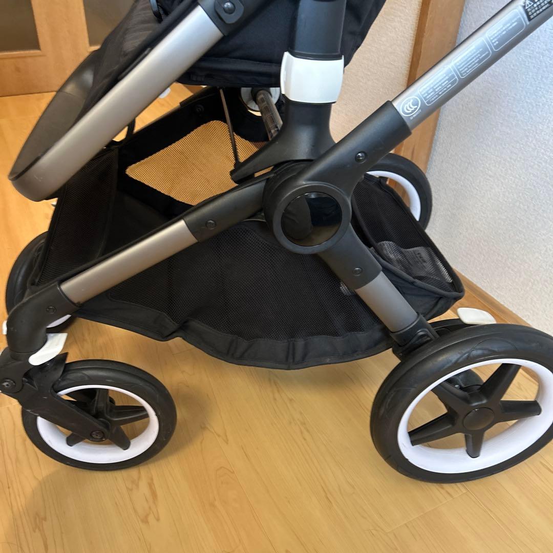 【美品】バガブー Fox3 bugaboo ベビーカー　ブラック
