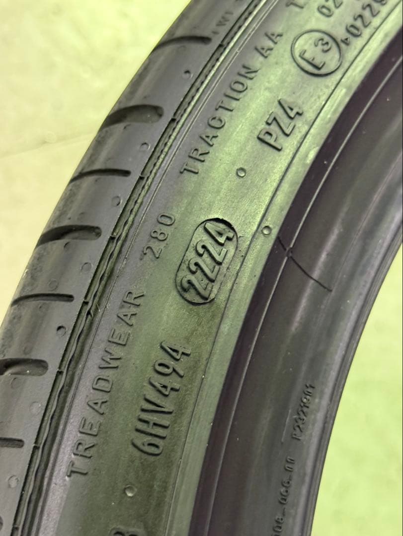 ピレリP-ZERO 305/30 ZR20 タイヤ 2本セット