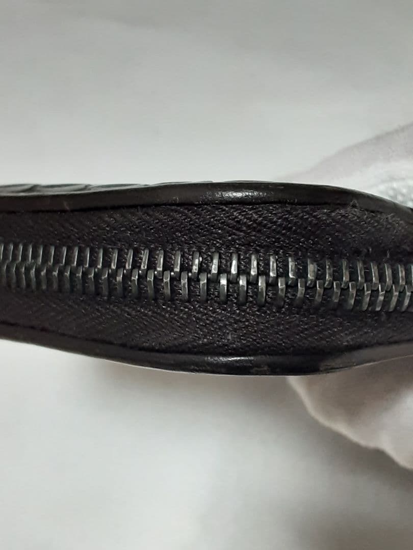 ボッテガヴェネタ　BOTTEGA VENETA　長財布　ラウンドファスナー