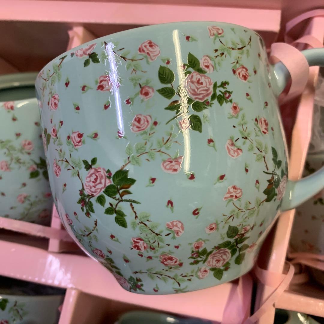 ピンクハウス　ヴィンテージ食器セット　未使用　ミントグリーンの薔薇柄ティーセット