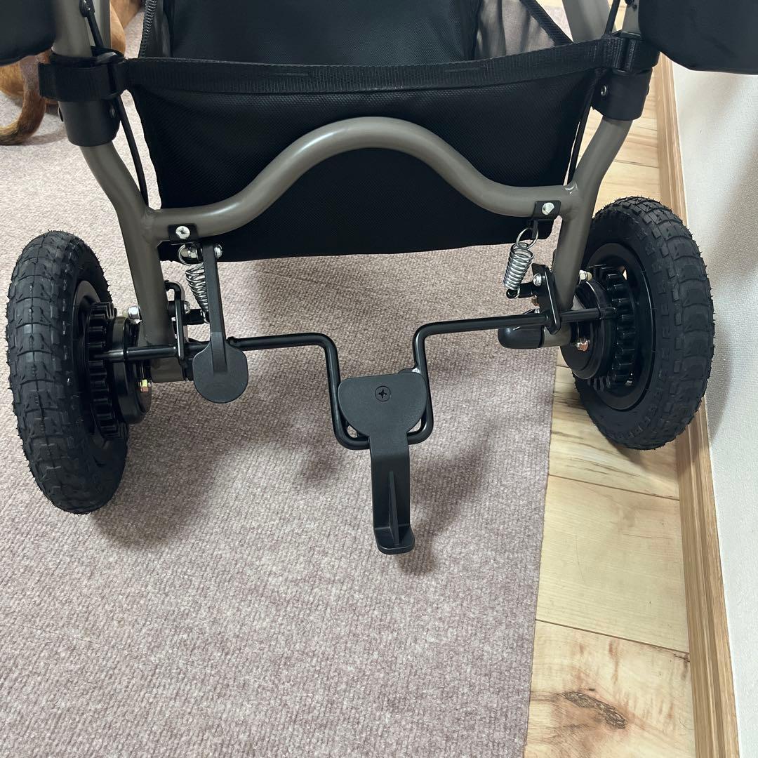 AIRBUGGY プレミア　ウォームグレイ色フレーム　プラス付属品