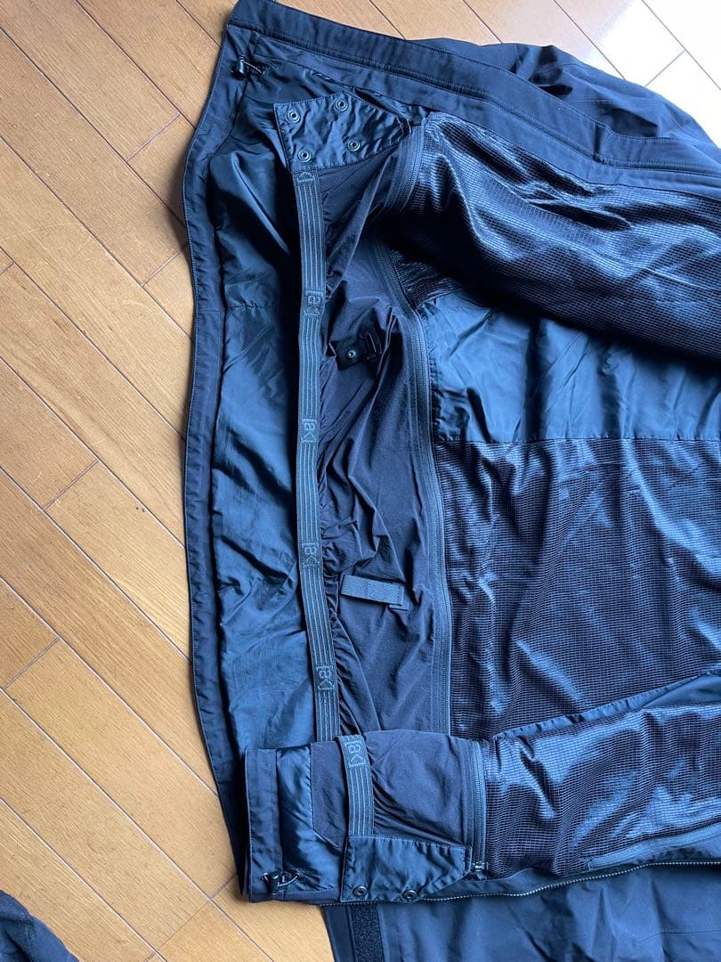 Burton [ak] GORE-TEX ジャケット