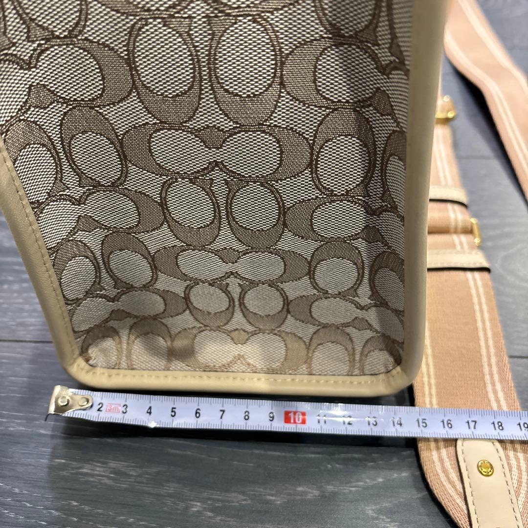 COACH ベージュ トートバッグ