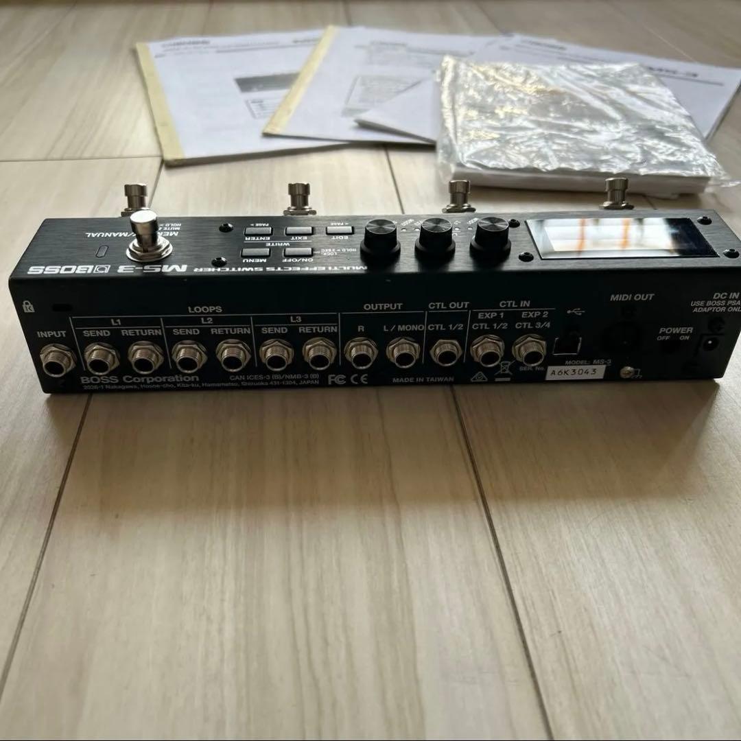 BOSS MS-3 MULTI EFFECTS SWITCHER スイッチャー