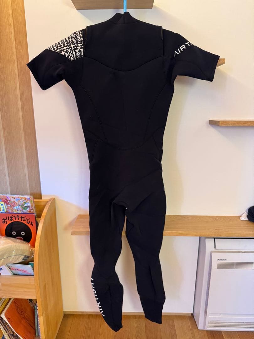 Airtight ウェットスーツ XL 黒色