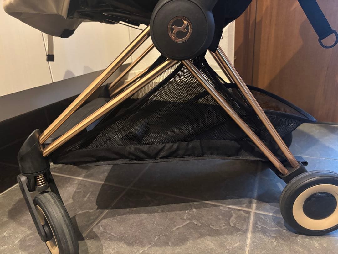 Cybex COYA サイベックス コヤ コージーベージュ　ローズゴールド