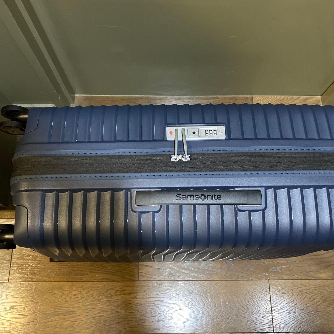 Samsonite スーツケース　SPINNER68/25 ブルーナイト￼￼￼