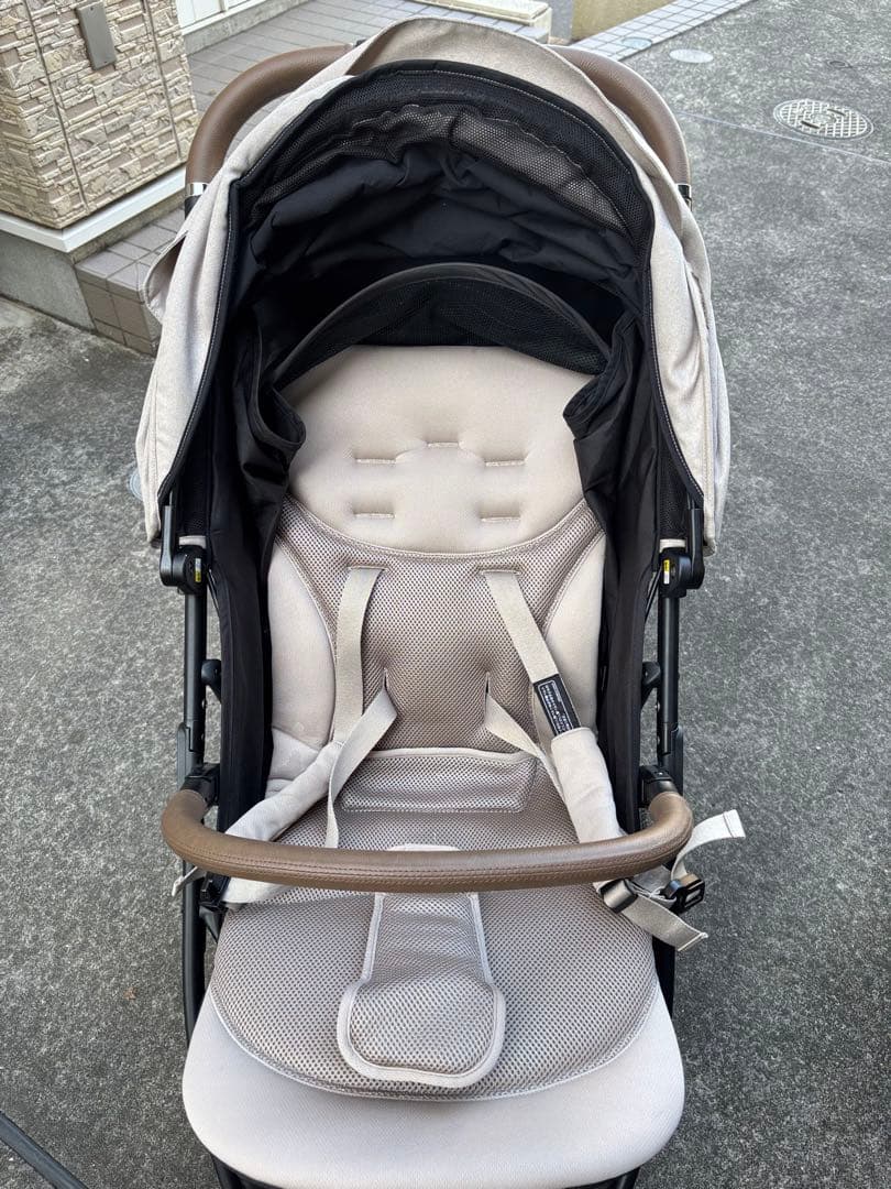 【noopy2022さま専用】アップリカ スムーブプレシャス ベージュ 三輪