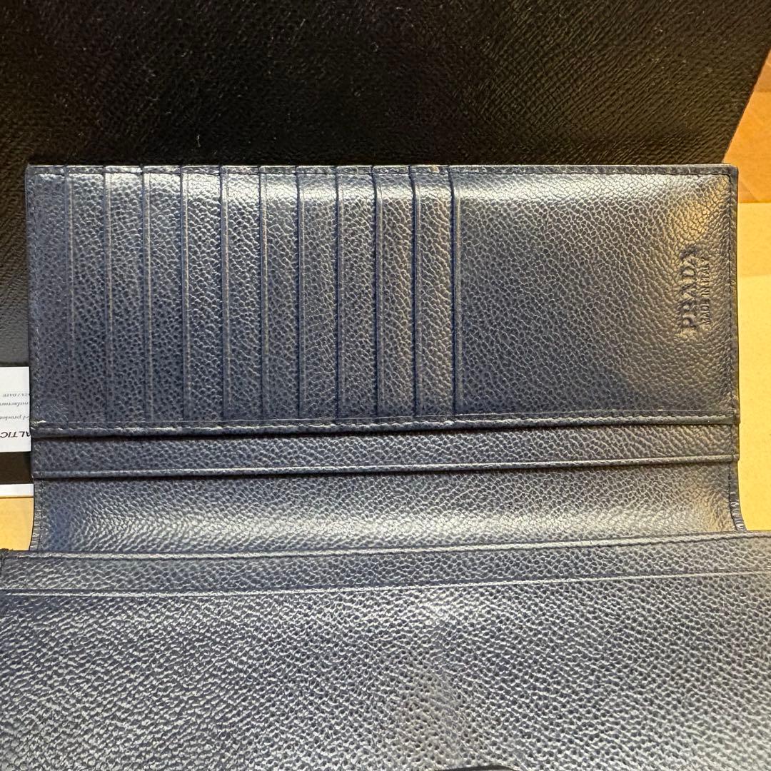 ク*エ様 【極美品】PRADA プラダ 長財布 札入れ ネイビー イタリア正規店