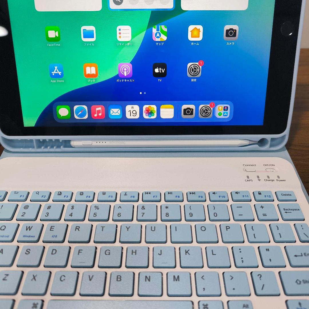iPad 第9世代 Wi-Fi 256GB ケースとキーボード、タッチペン