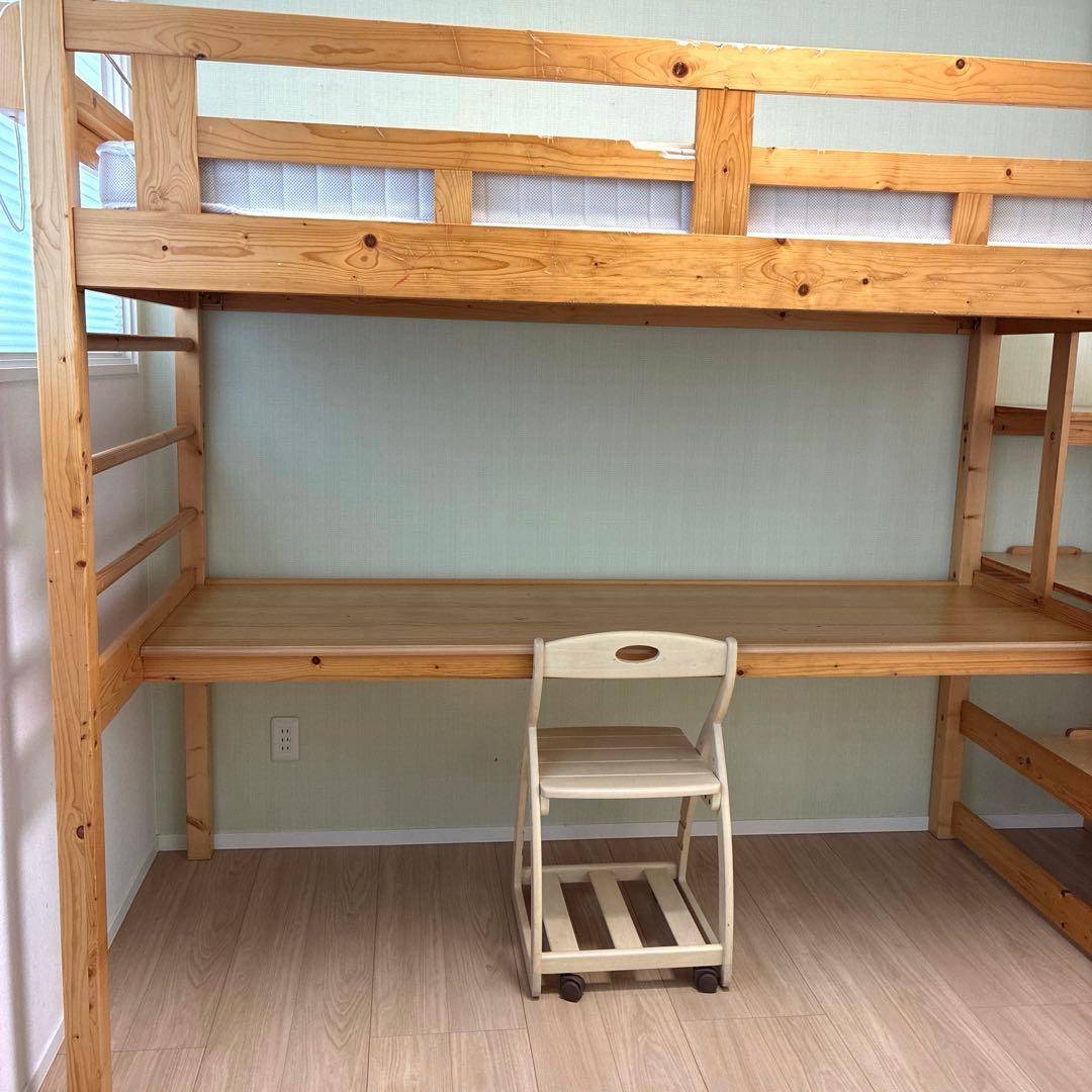 階段付きロフトベッド　デスク　コンセント付き　パイン無垢　すのこ仕様
