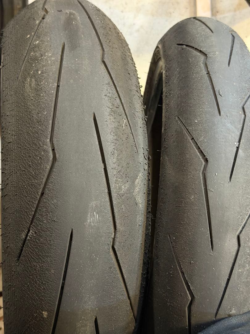 ピレリ　スーパーコルサV3 120/160