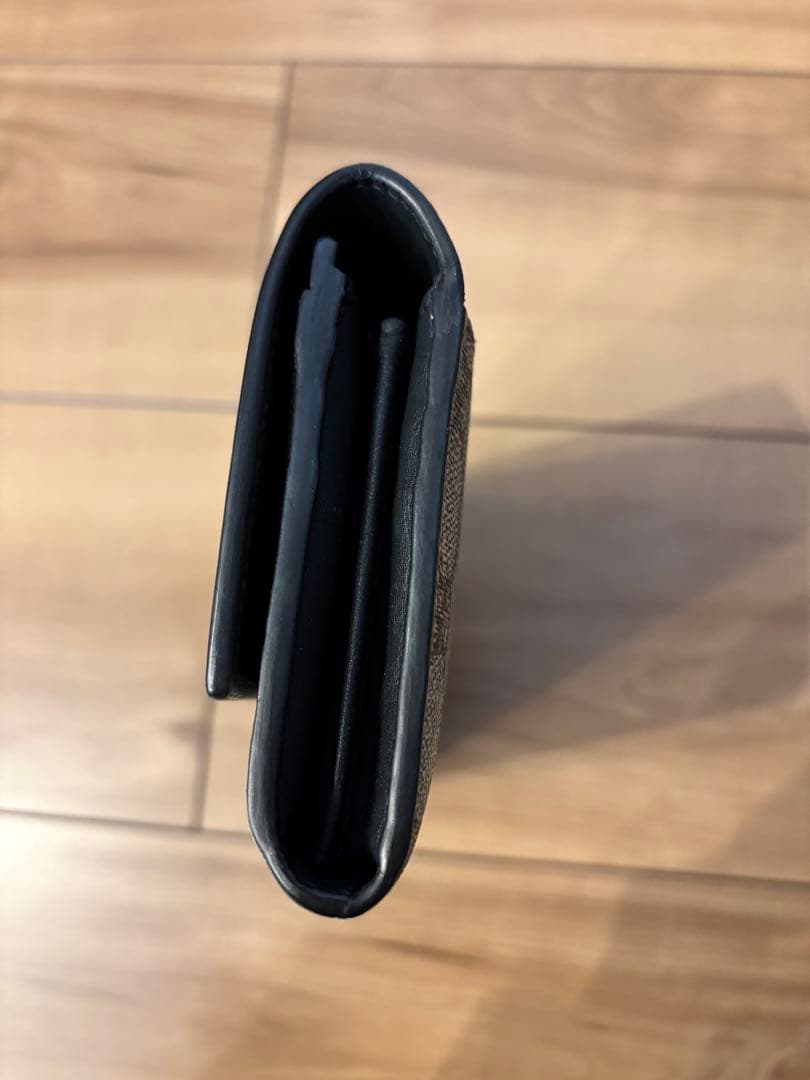 極美品GUCCI 長財布 PVC 二つ折り財布 GGスプリーム