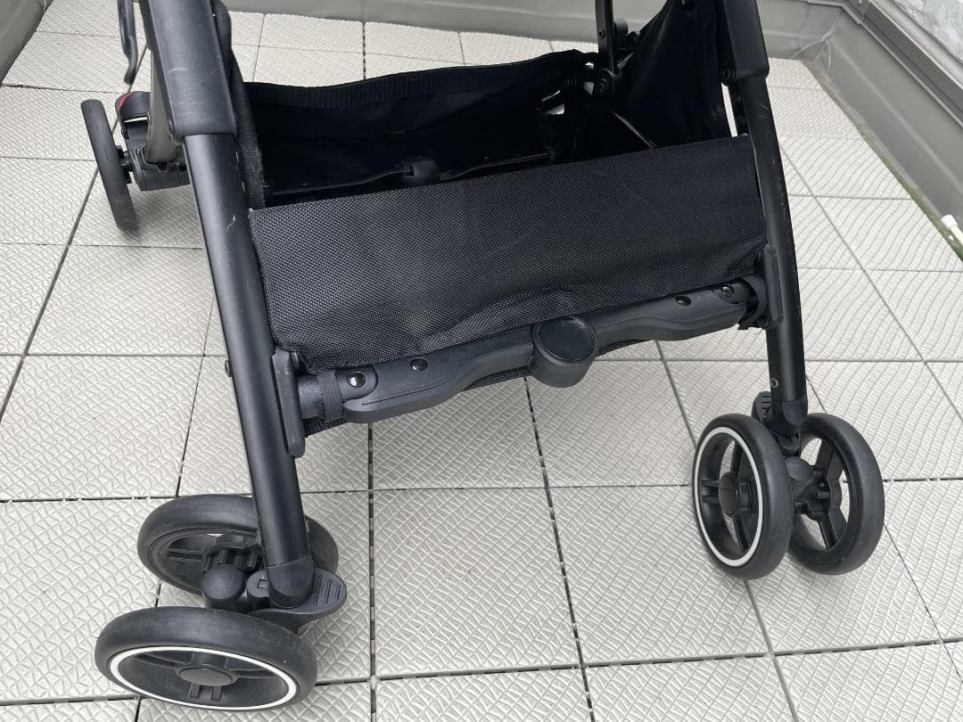 【中古・ほぼ新品】トラベルバギーA3+（小型・軽量、2台目用に！）