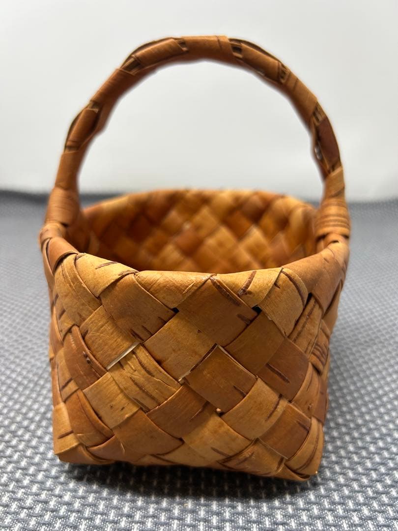 白樺　持ち手付きかご