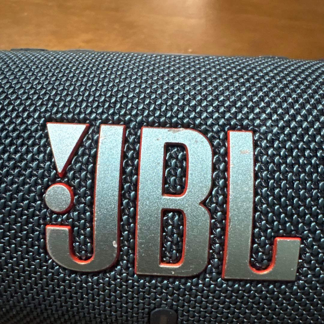 JBL ワイヤレススピーカー　CHARGE5 ブルー