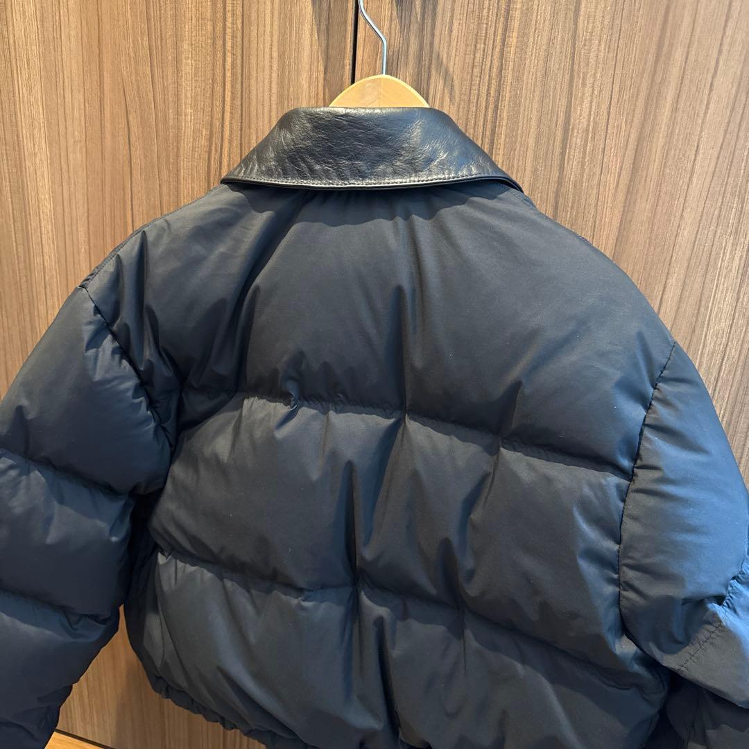 ほぼ未使用miumiu ミュウミュウ ダウンジャケット レディース ブラック