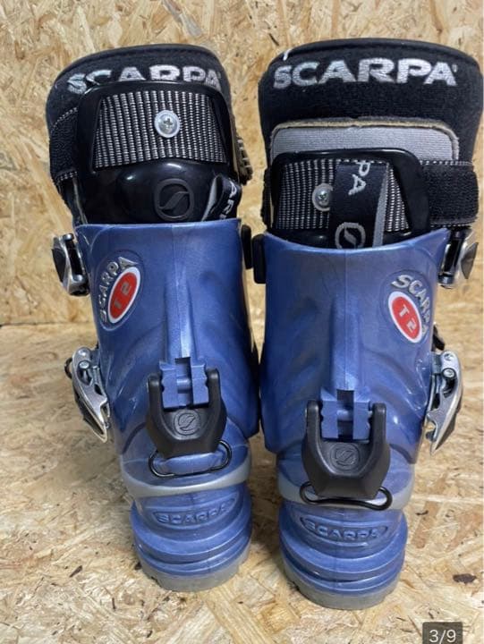 テレマークスキーブーツ　SCARPAスカルパT2 6シェル23cm程度　中古