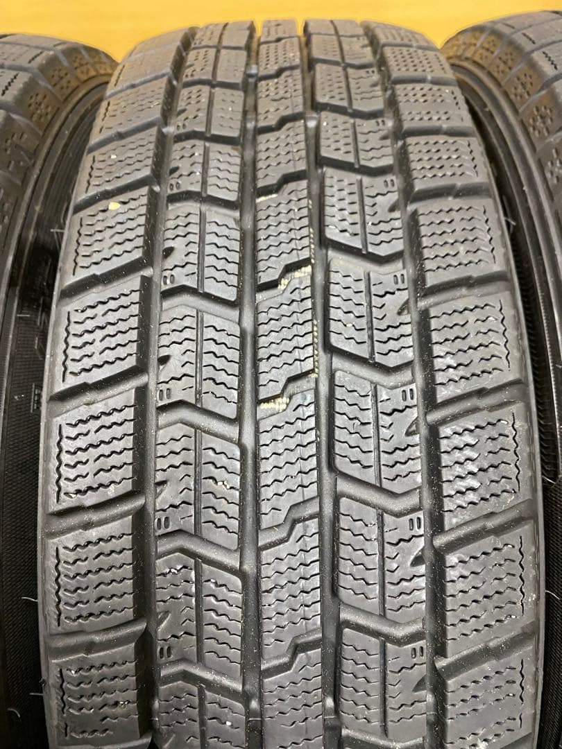 175/65R15・スタッドレスタイヤ4本　アクア、フィット、シエンタなど・中古