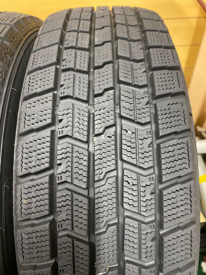 175/65R15・スタッドレスタイヤ4本　アクア、フィット、シエンタなど・中古