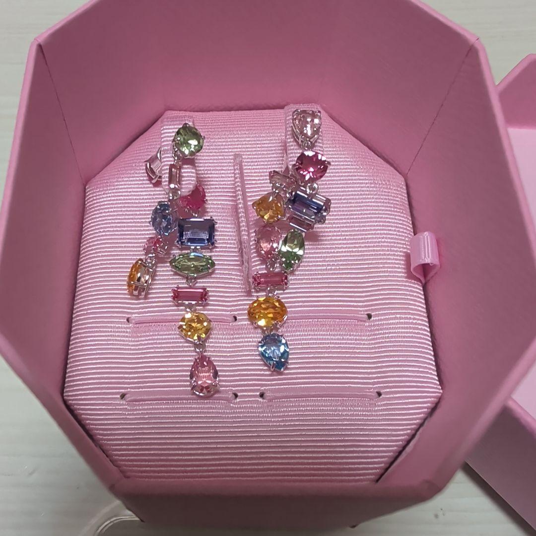 Swarovski Gema ドロップピアス