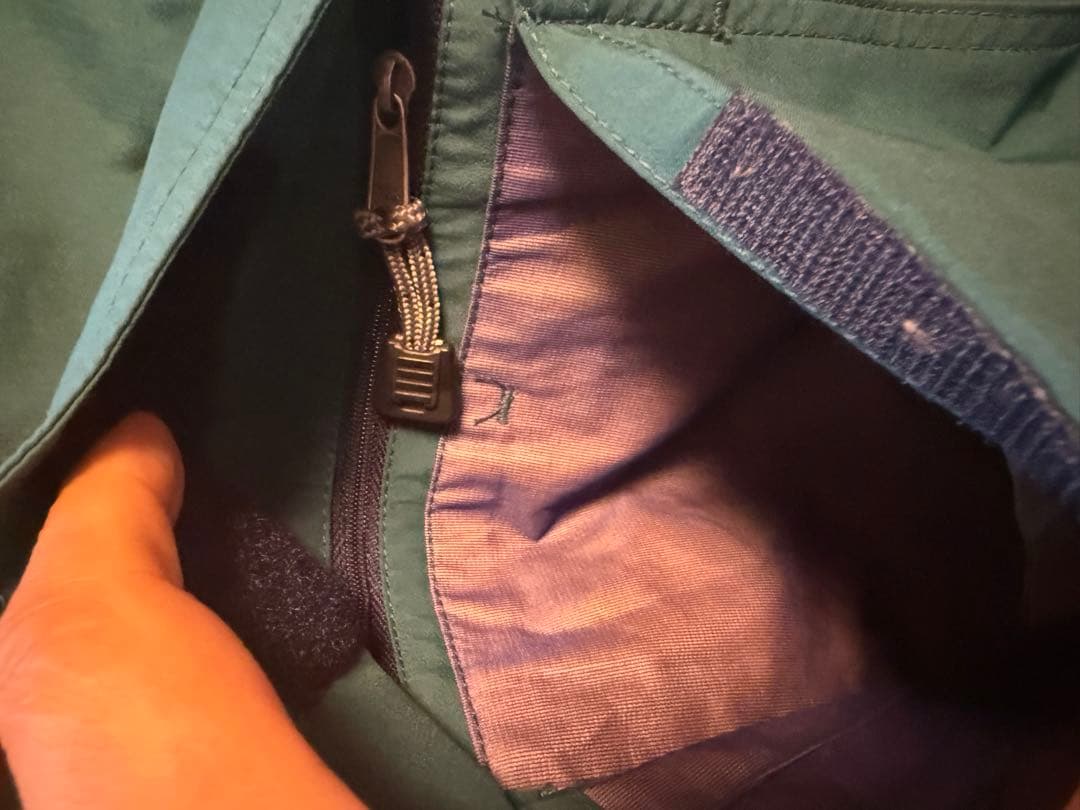こや　SIMMS GORE-TEX Dry Coat L グリーン