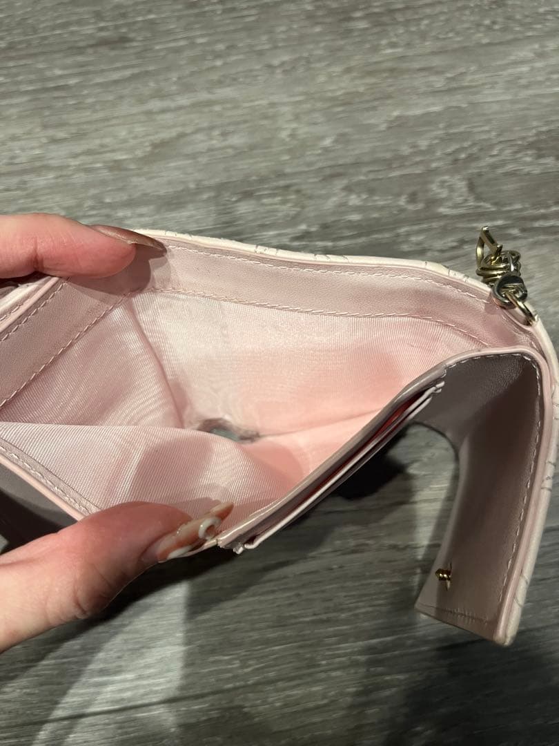 ハート型キルティング ピンク折り財布